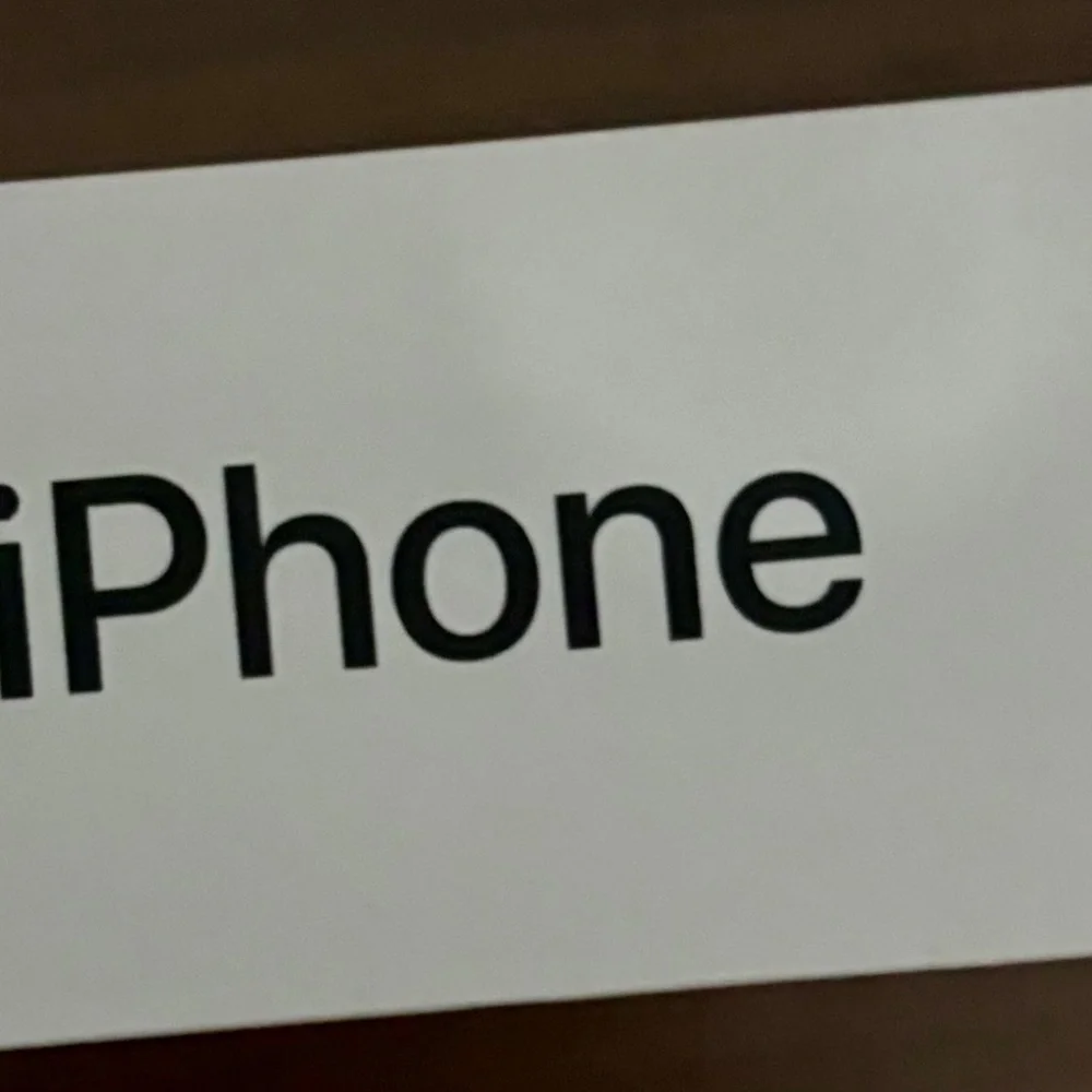 iPhone 15 Box